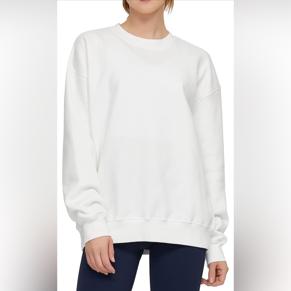 HANES crewneck sweatshirt white womens S small